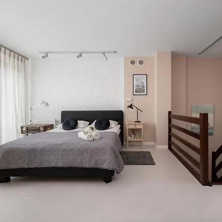 Apartment Dabie Silver By Renters