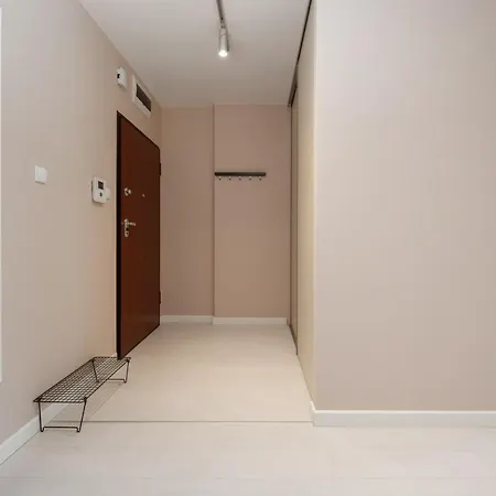 Dabie Silver By Renters Wroclaw