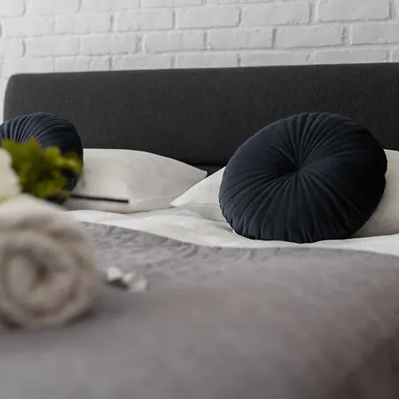 Dabie Silver By Renters * Wroclaw
