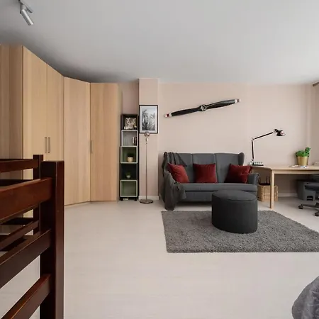 Dabie Silver By Renters Apartment